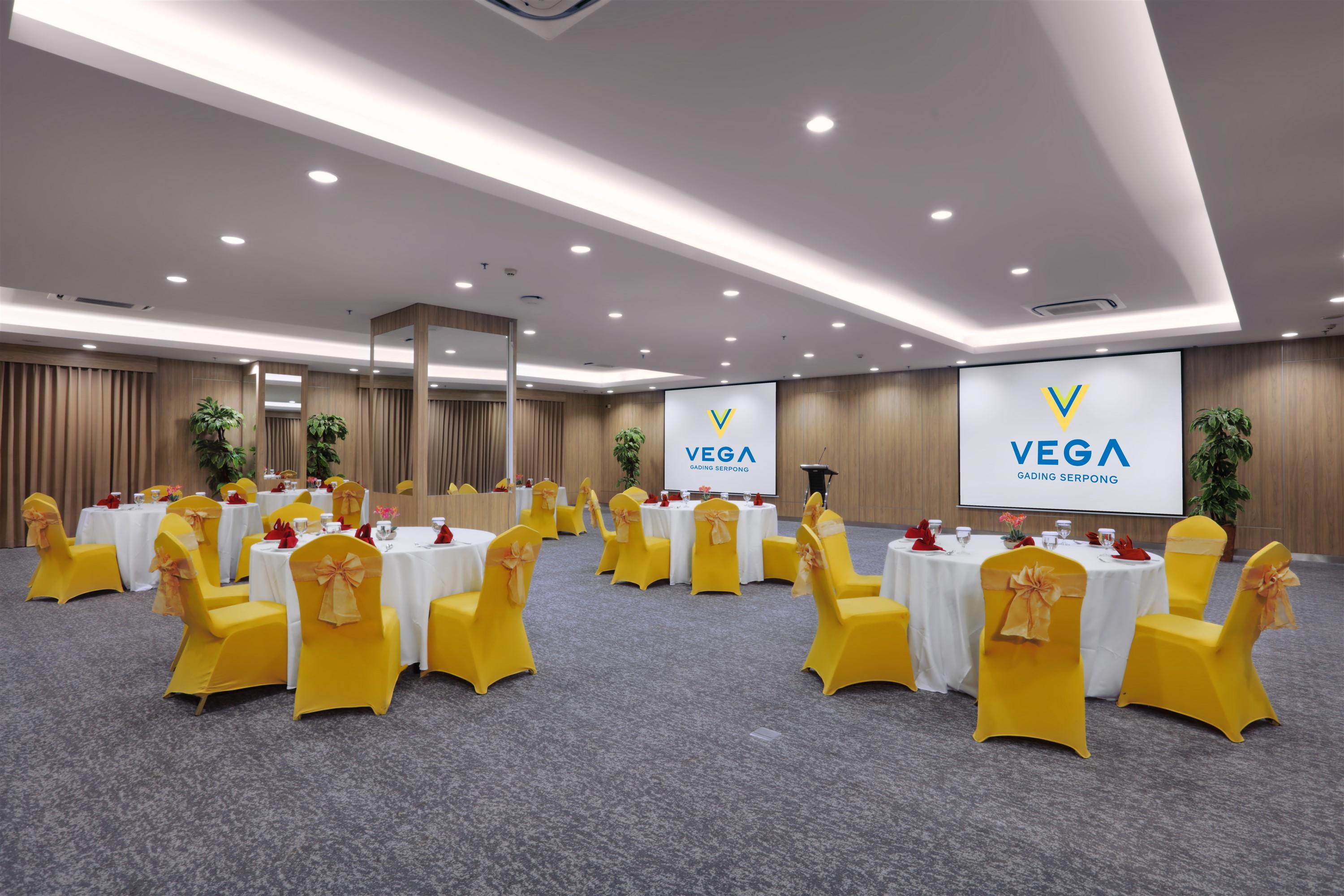 Vega Hotel Gading Serpong Luaran gambar