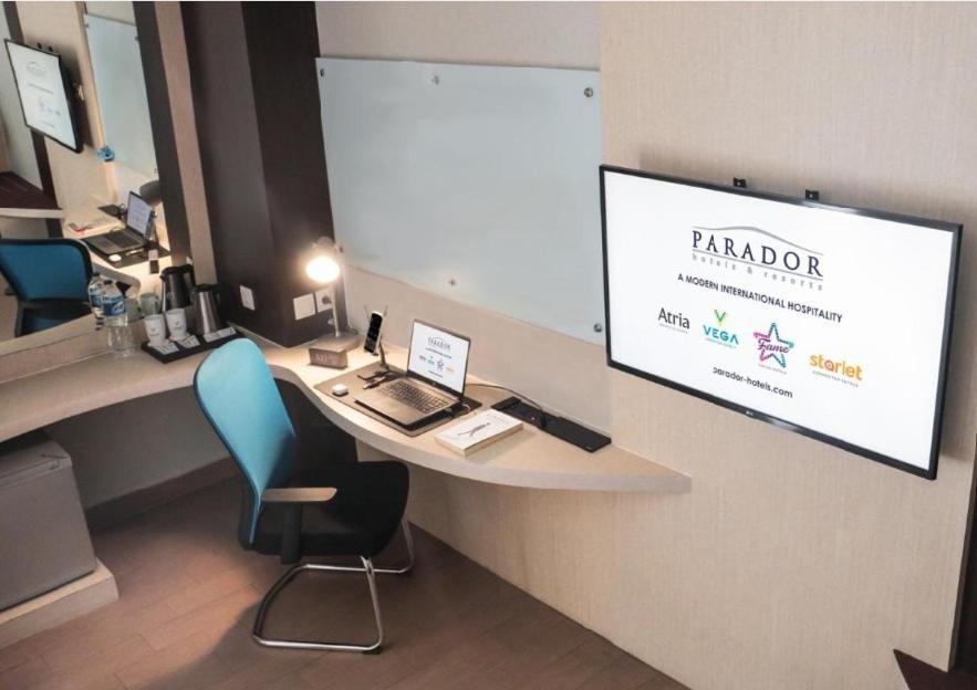 Vega Hotel Gading Serpong Luaran gambar